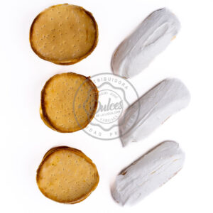Media docena de alfajores y palitas